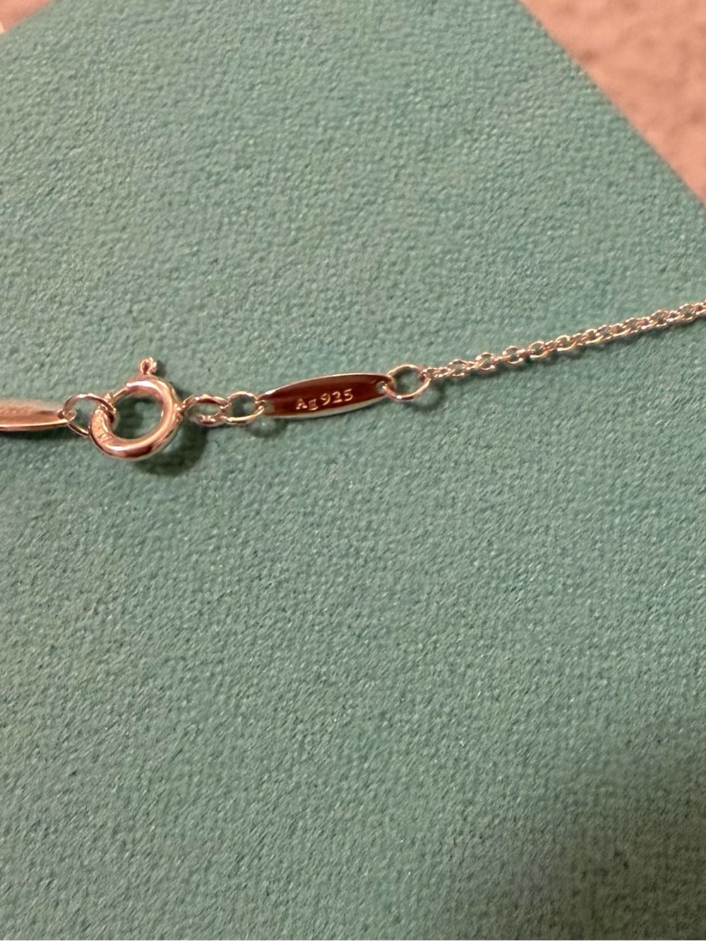 Tiffany & Co. Elsa Peretti Open Heart Pendant in Sterling Silver, 7 mm - Picture 4 of 13